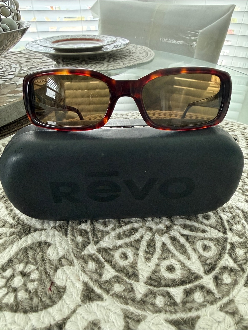 Vintage Revo Polarized 2507 Tortoiseshell Sunglasses with Brown Lenses Unisex